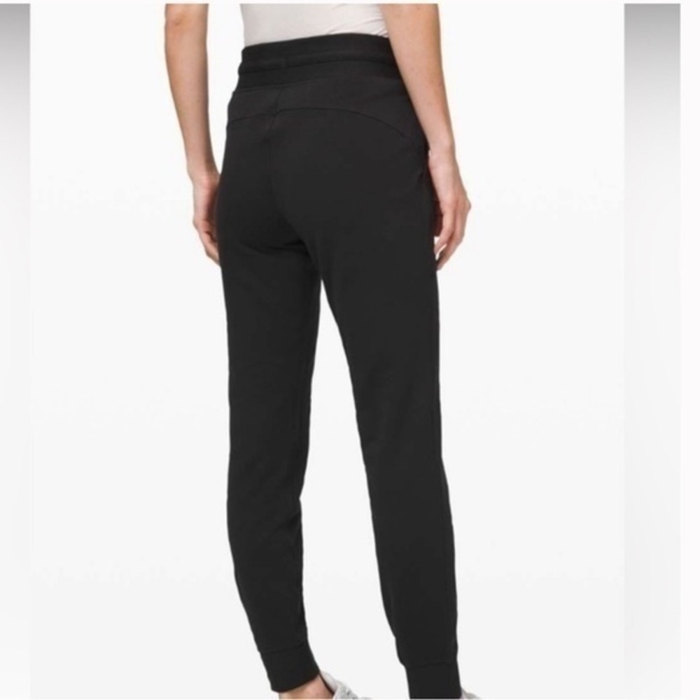 Lululemon Ready to Fleece Jogger
